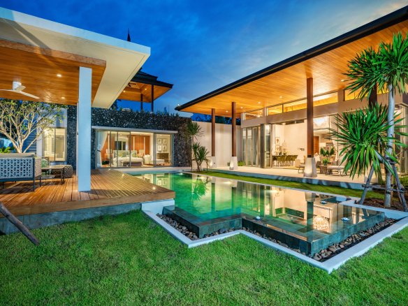 Botanica Grand Avenue 5+1 Signature Villa